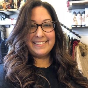 Meet your Posher, Christina